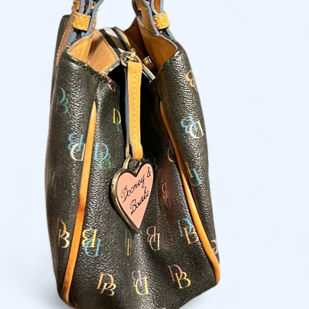 Dooney & Bourke - Picture 6 of 7